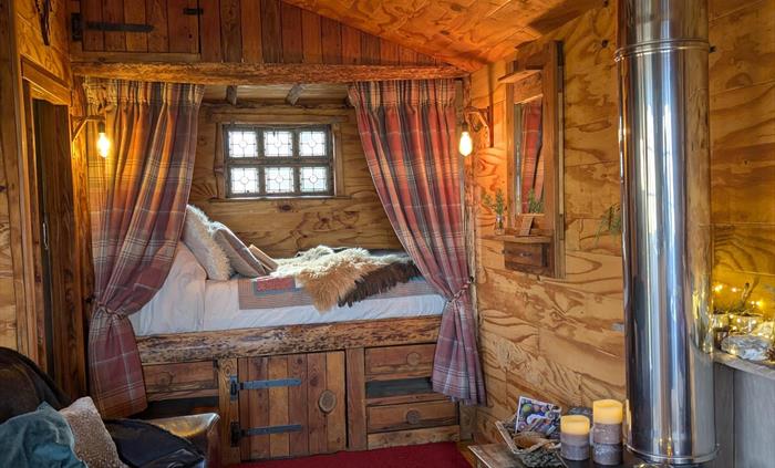 cosy up in our romantic nookbed made for two
